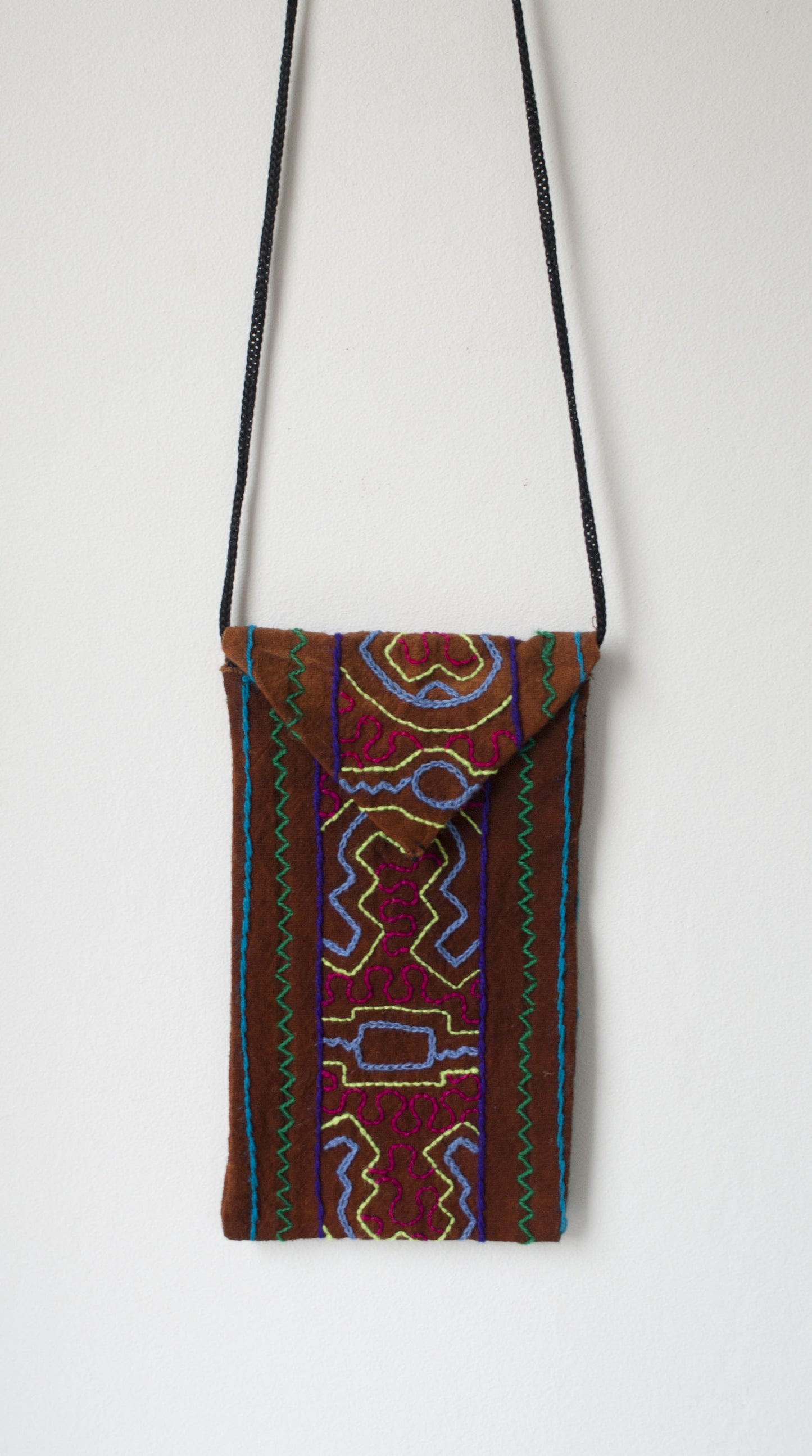 shipibo amulet bag