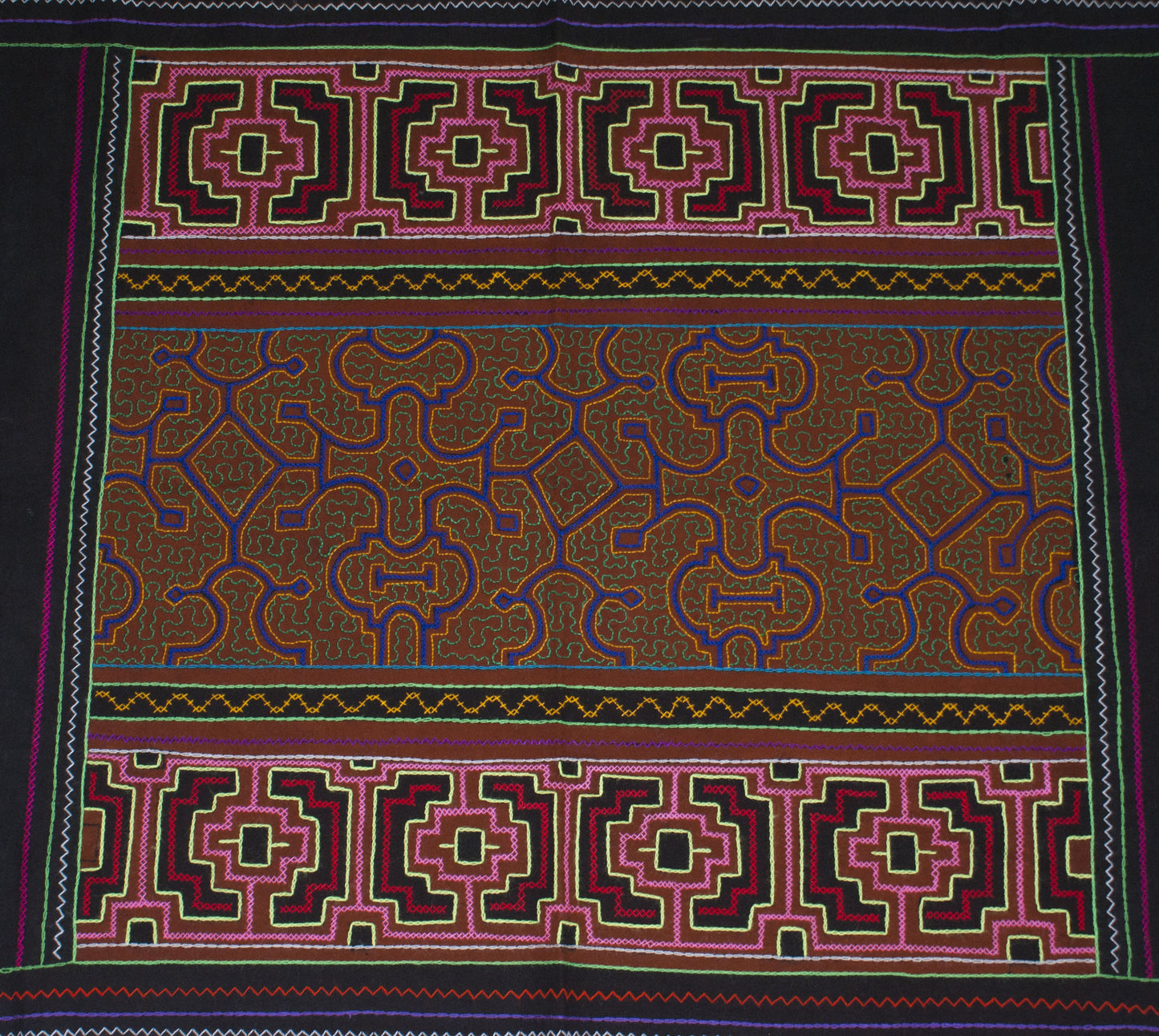 Shipibo Embroidery visions