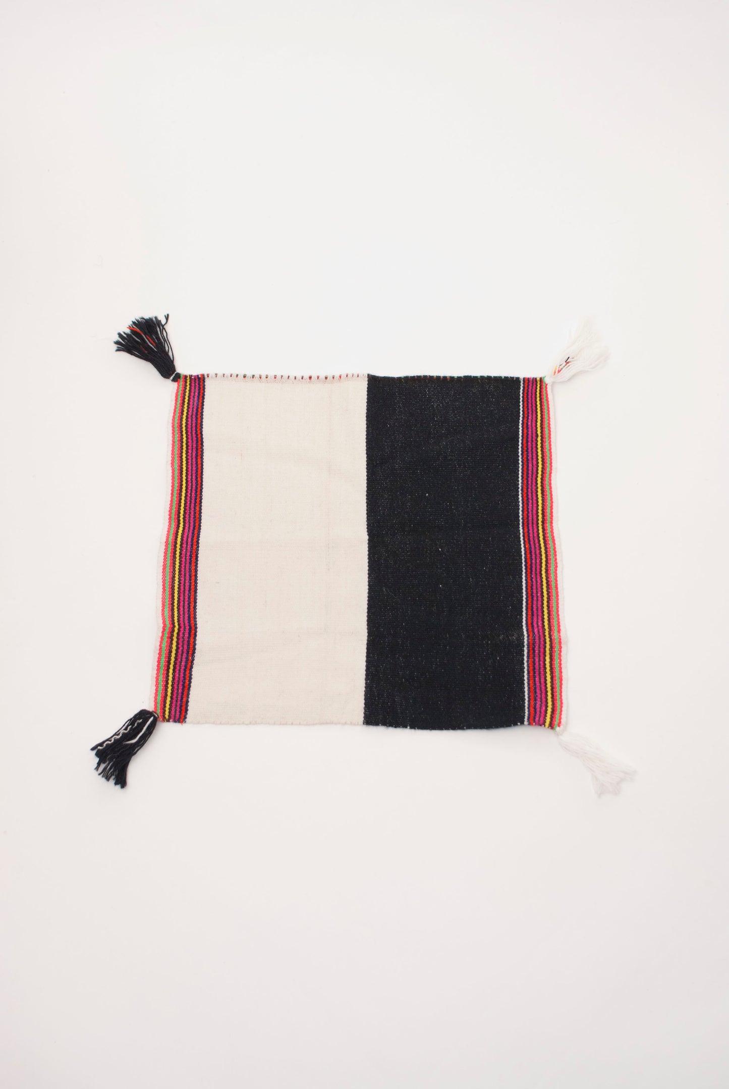 Q'eros mesa unkuna cloth